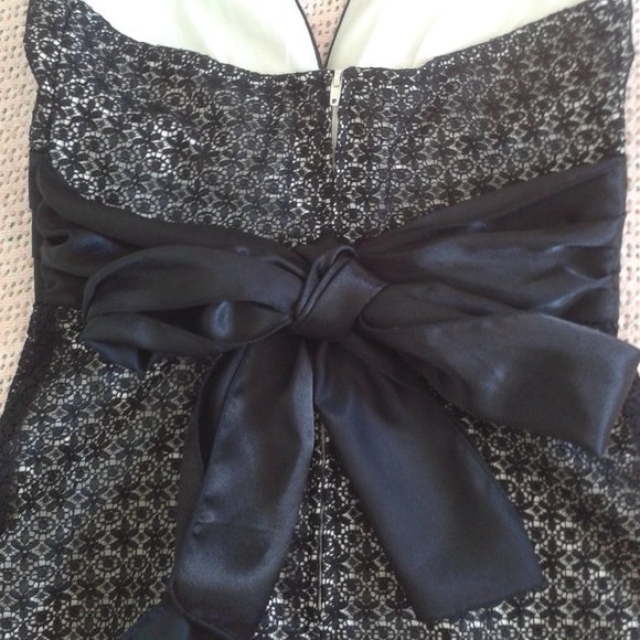 Black Lace Dress - Picture 5 of 9